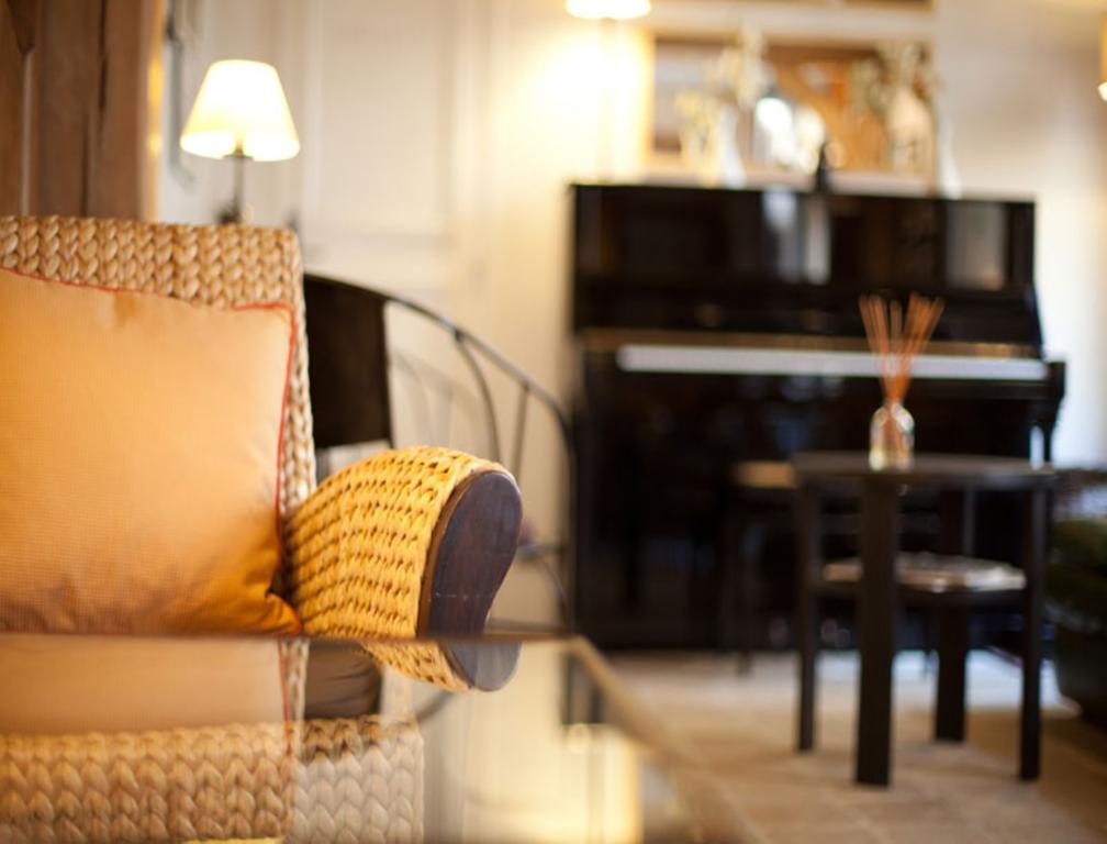 Hotel De La Tulipe Париж Екстериор снимка