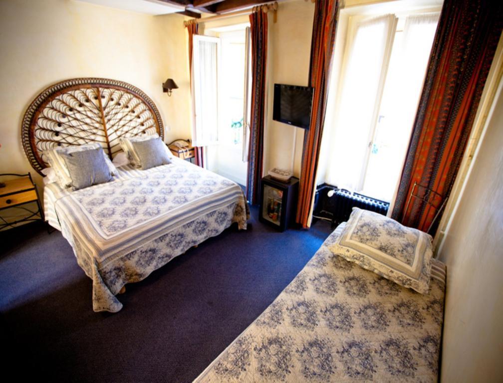 Hotel De La Tulipe Париж Екстериор снимка